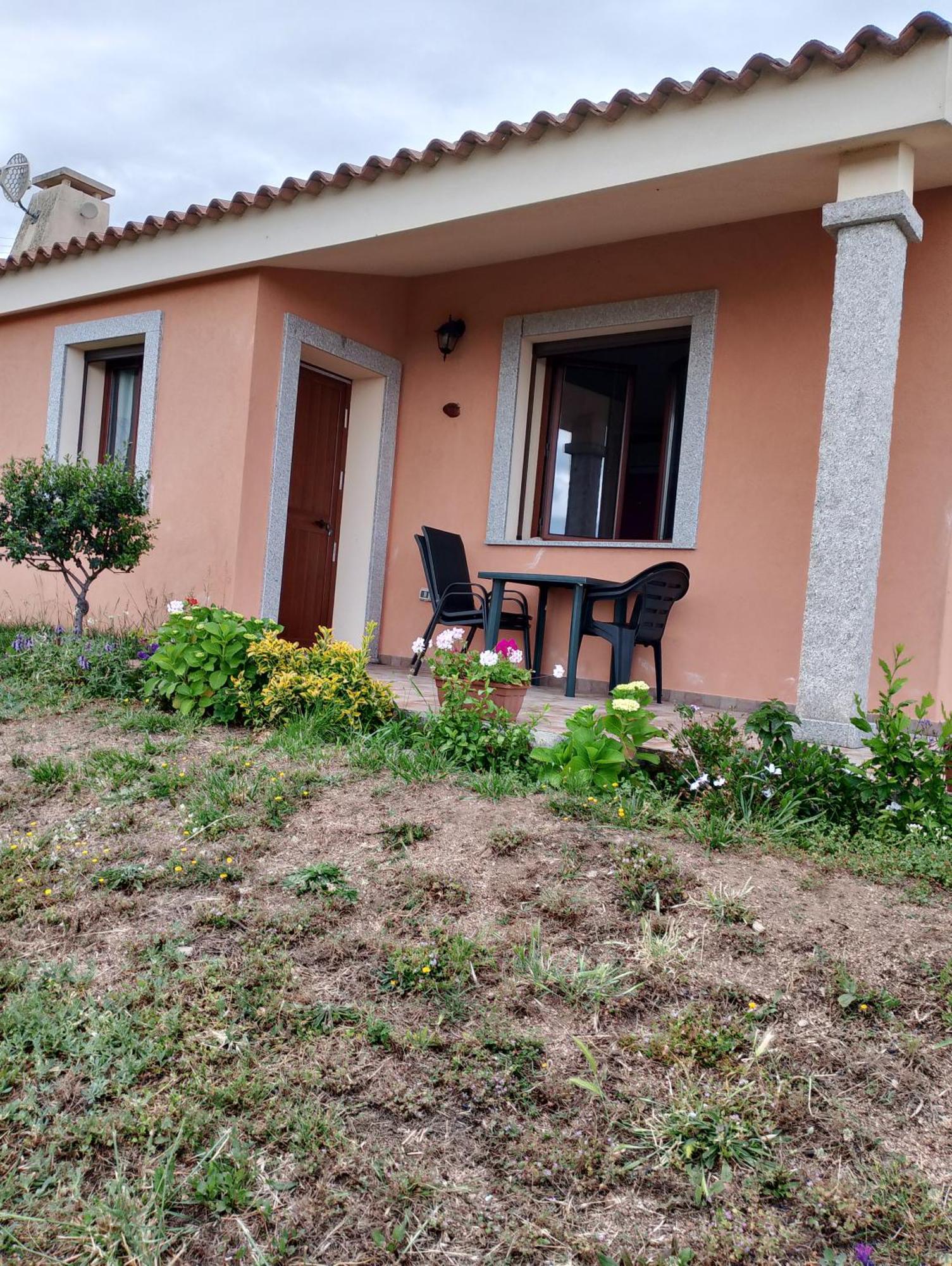 Agriturismo Gli Olivastri, Appartamento La Rosa Dei Venti Con Piscina E Solarium , Vista Mare ,Climatizzatore ,Wifi Aglientu Exteriör bild